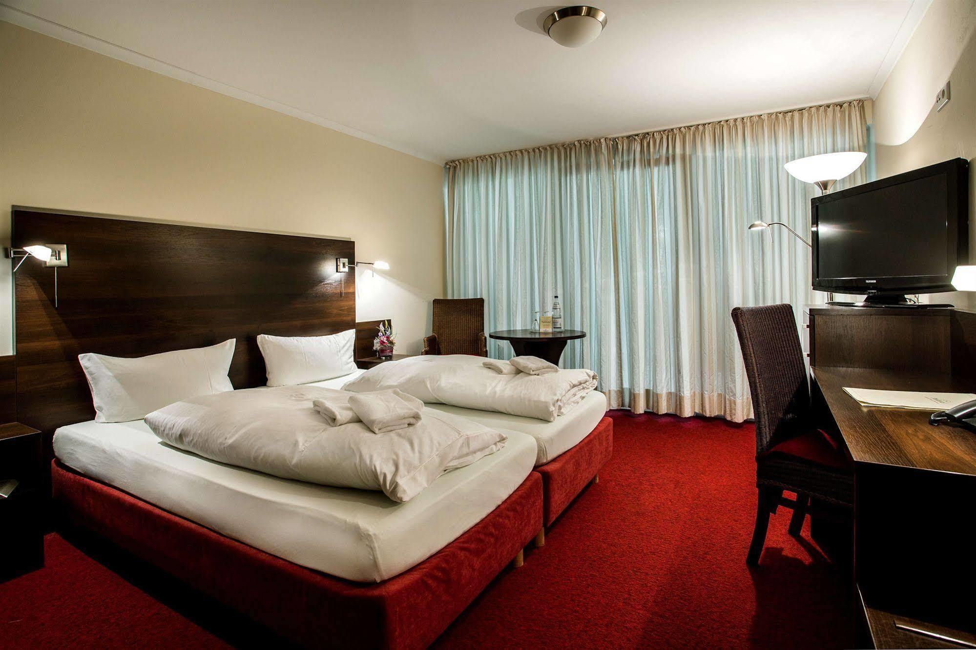 Parkhotel Meppen An Der Freilichtbuehne Екстер'єр фото